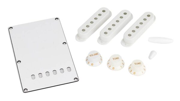 Allparts  PG0549025 accessory kit for Strat